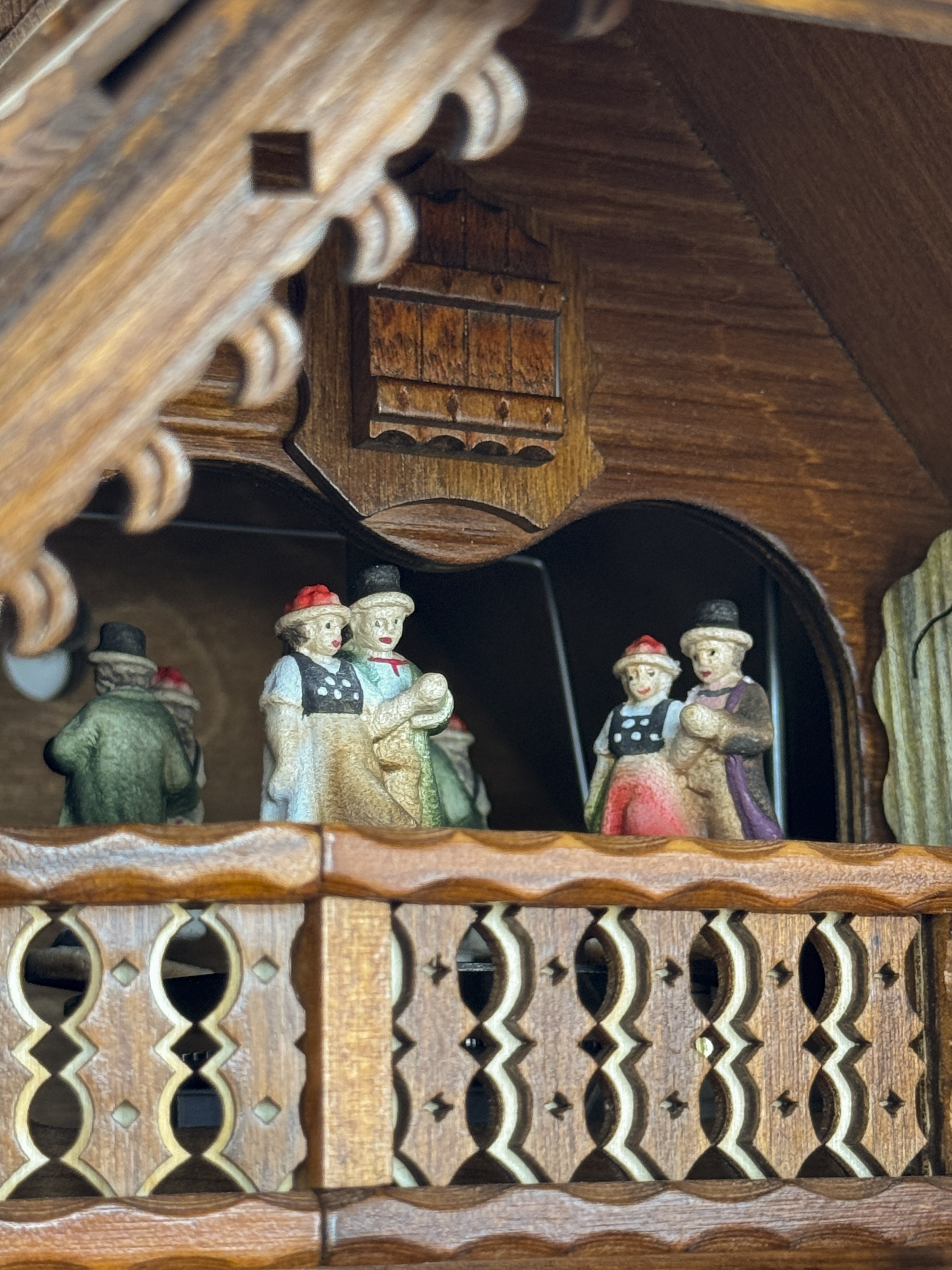 TRADITION - music cuckoo clock by Rombach & Haas